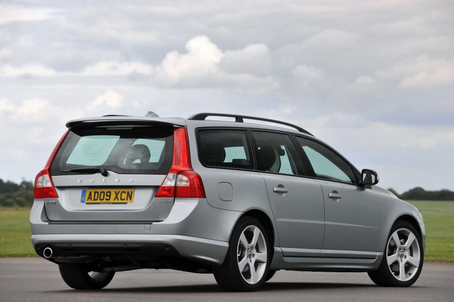  Volvo V70 2010 года  (фото 26 из 62)